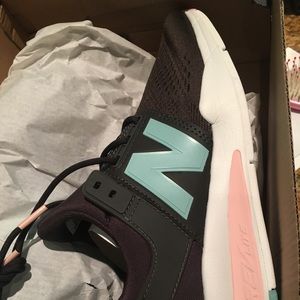 New Balance Rev Lite